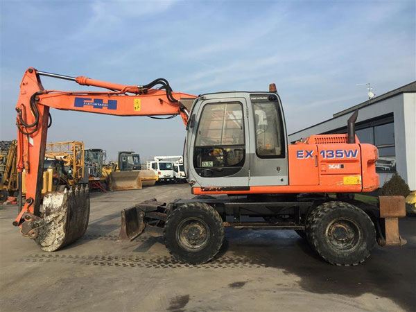 экскаватор Fiat-Hitachi EX 135 W
